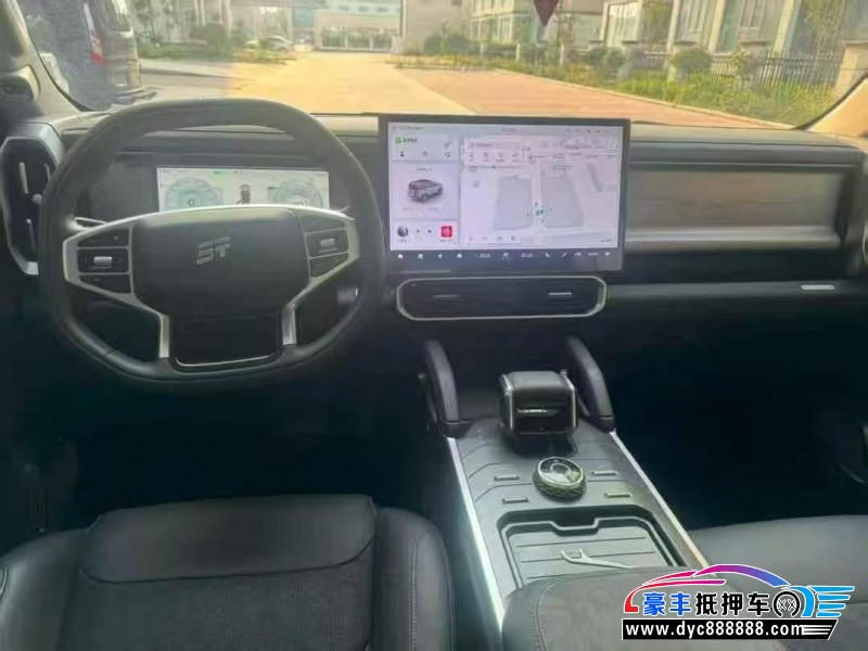 25年捷途旅行者轿车抵押车出售