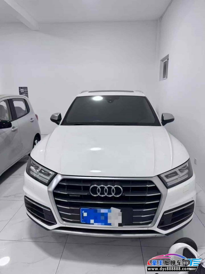 抵押车出售19年奥迪Q5轿车