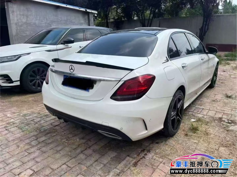 22年奔驰C轿车抵押车出售