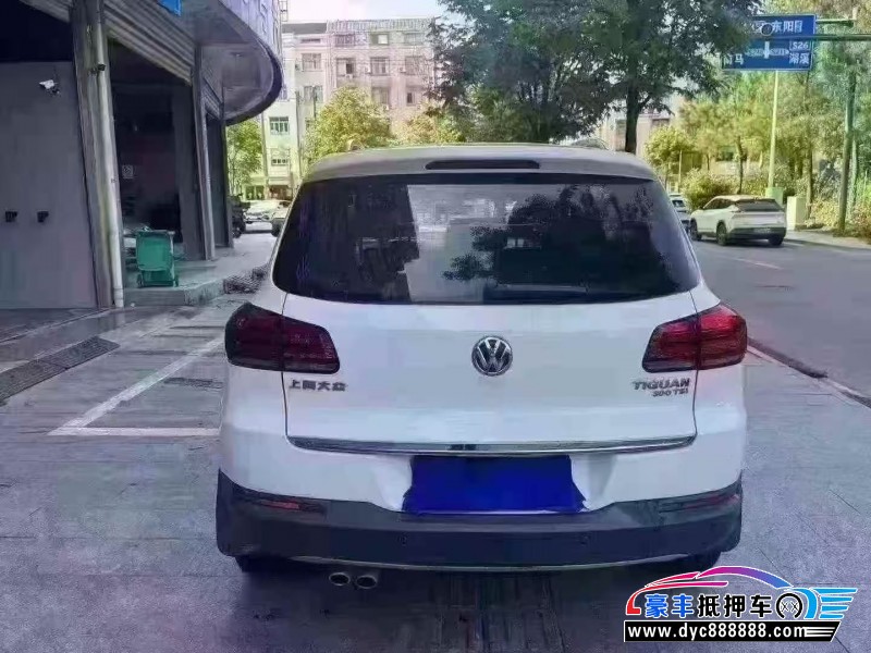 16年大众途观轿车抵押车出售