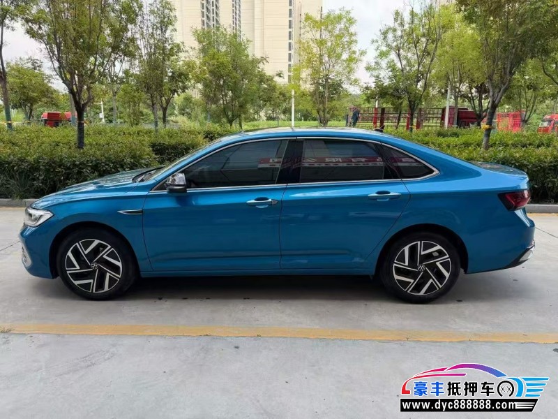 22年大众速腾轿车抵押车出售