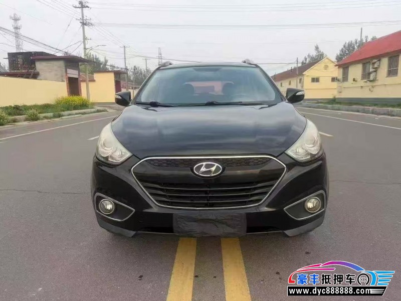 抵押车出售13年现代ix35SUV