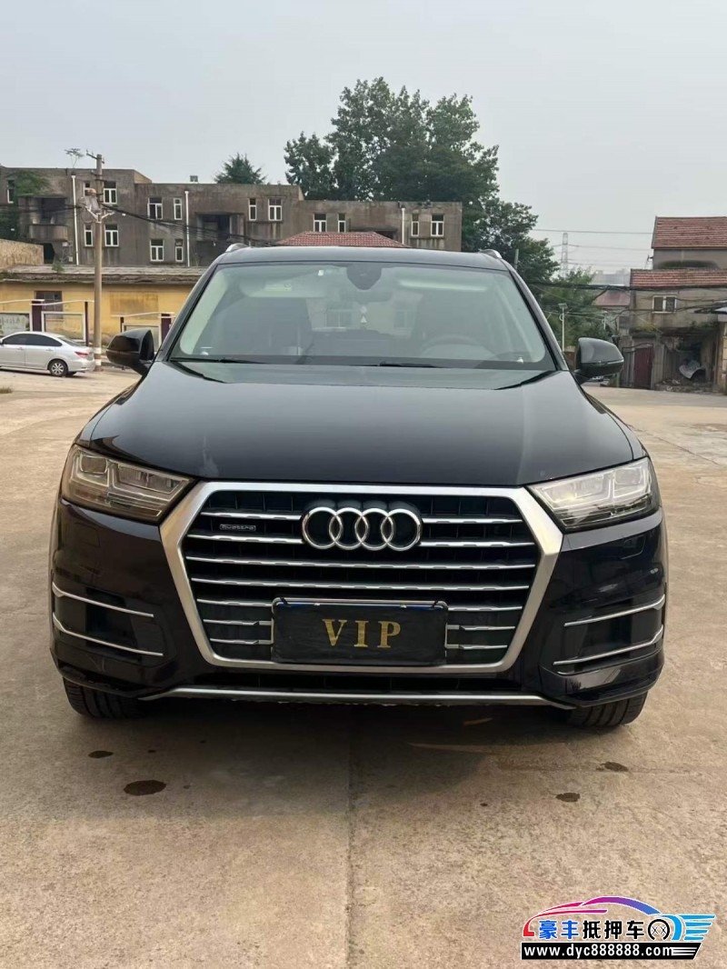 抵押车出售18年奥迪Q7轿车