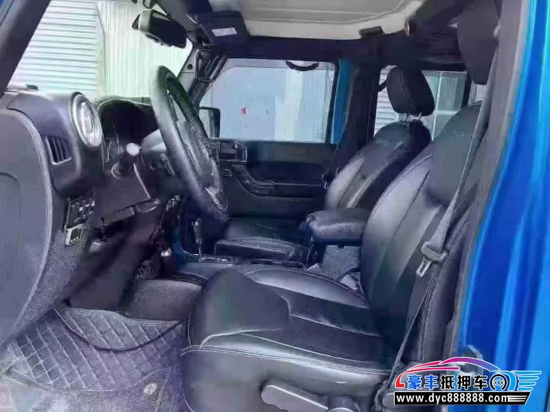 16年Jeep牧马人轿车抵押车出售