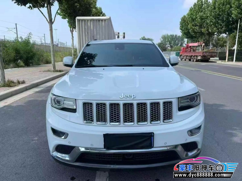 15年Jeep切诺基轿车抵押车出售