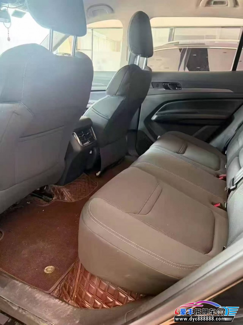 23年福特领睿轿车抵押车出售