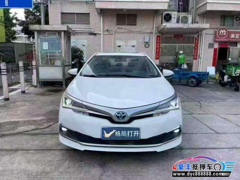 抵押车出售17年丰田卡罗拉轿车