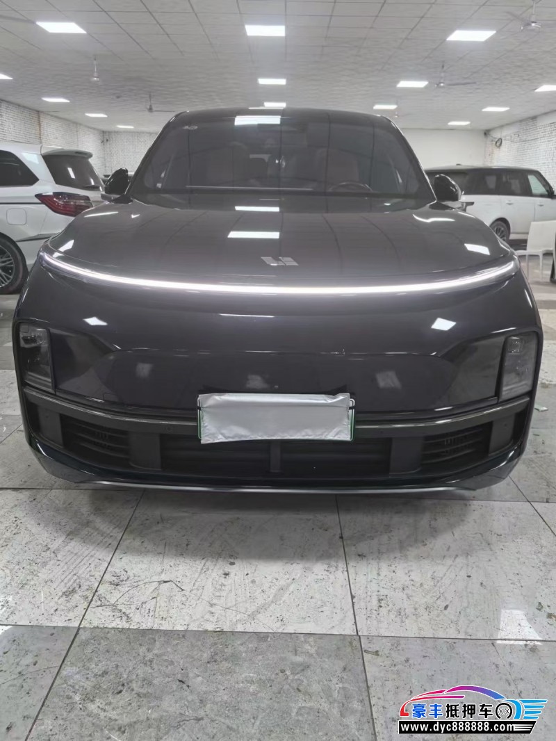 抵押车出售24年理想L8SUV