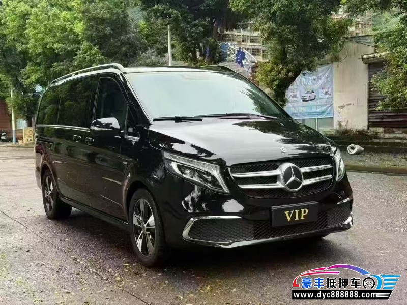 21年奔驰V轿车抵押车出售