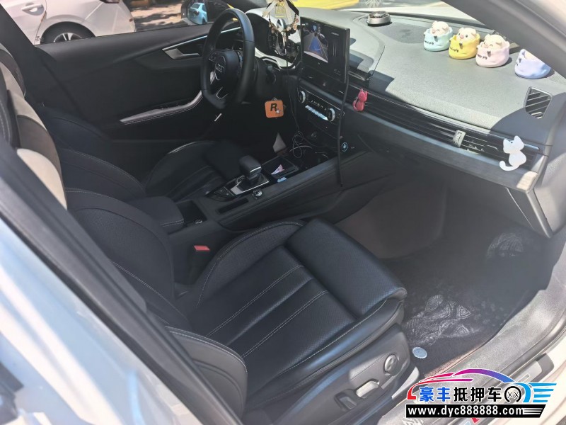 23年奥迪A4轿车抵押车出售