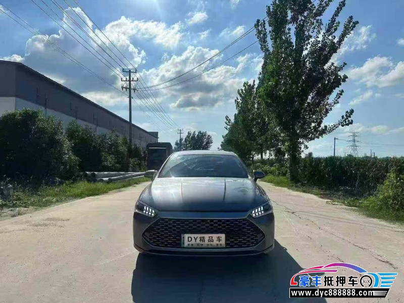 抵押车出售24年比亚迪秦轿车