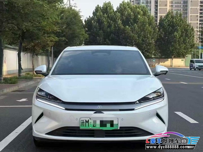 25年比亚迪秦轿车抵押车出售