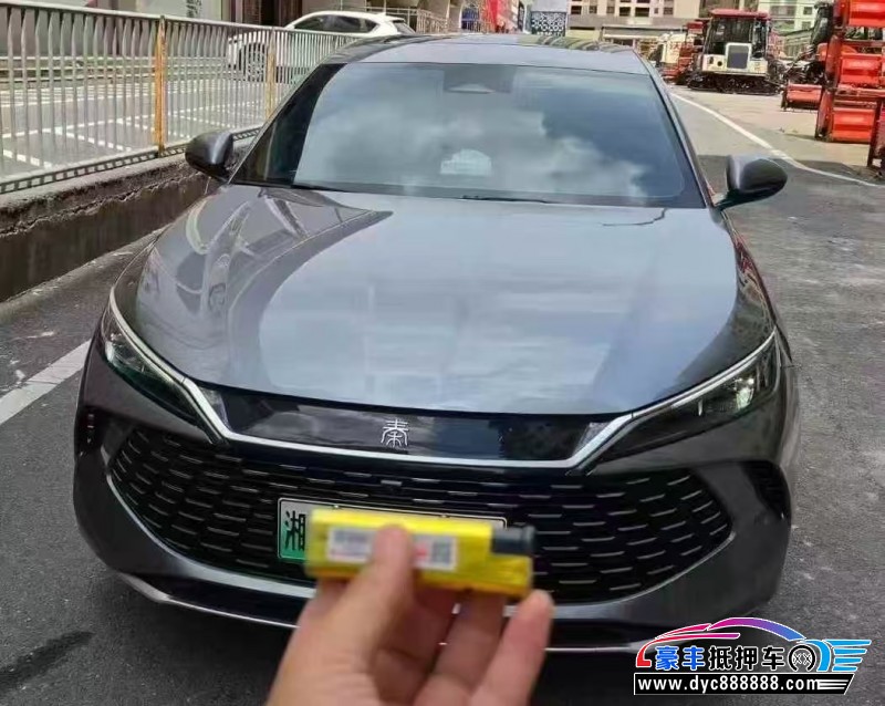 24年比亚迪秦轿车抵押车出售