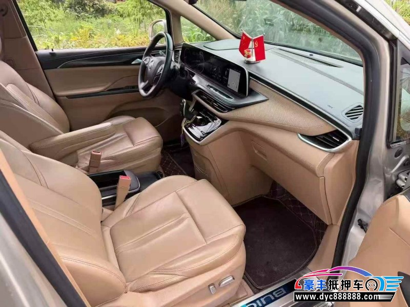 20年别克GL8轿车抵押车出售