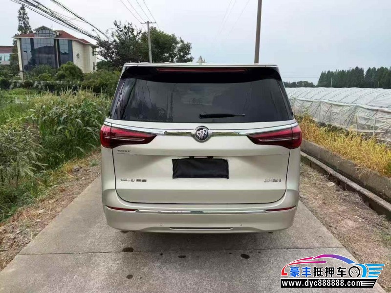 20年别克GL8轿车抵押车出售