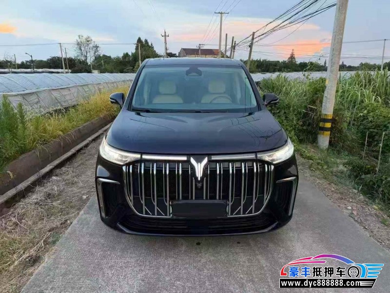 23年岚图梦想家轿车抵押车出售
