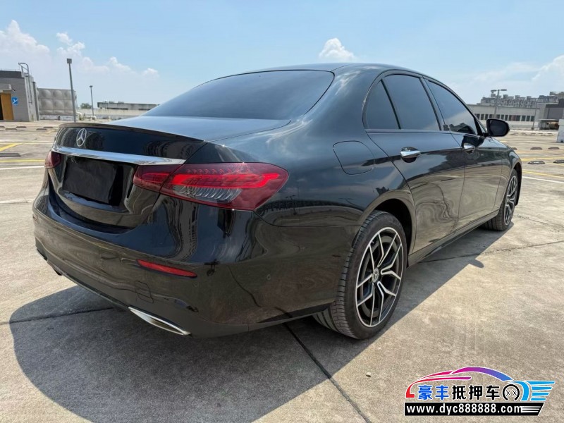 21年奔驰E轿车抵押车出售