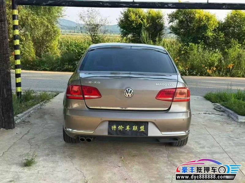 14年大众迈腾轿车抵押车出售