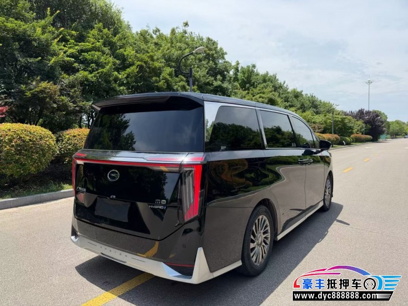 23年传祺M8轿车抵押车出售