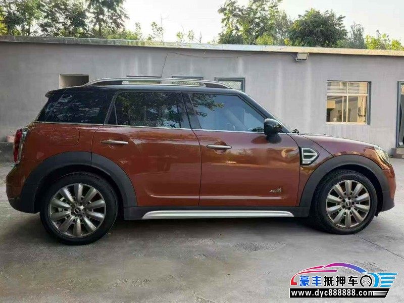 17年宝马MINI轿车抵押车出售