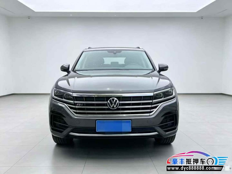 抵押车出售22年大众途锐轿车