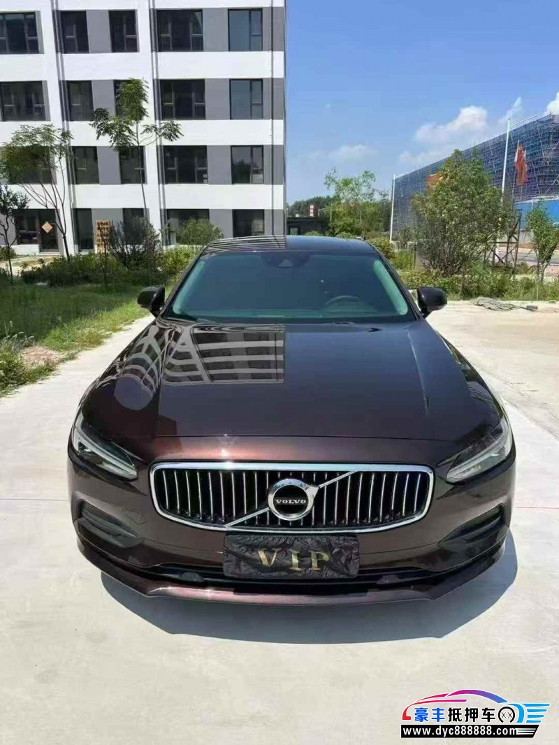 17年沃尔沃S90轿车抵押车出售