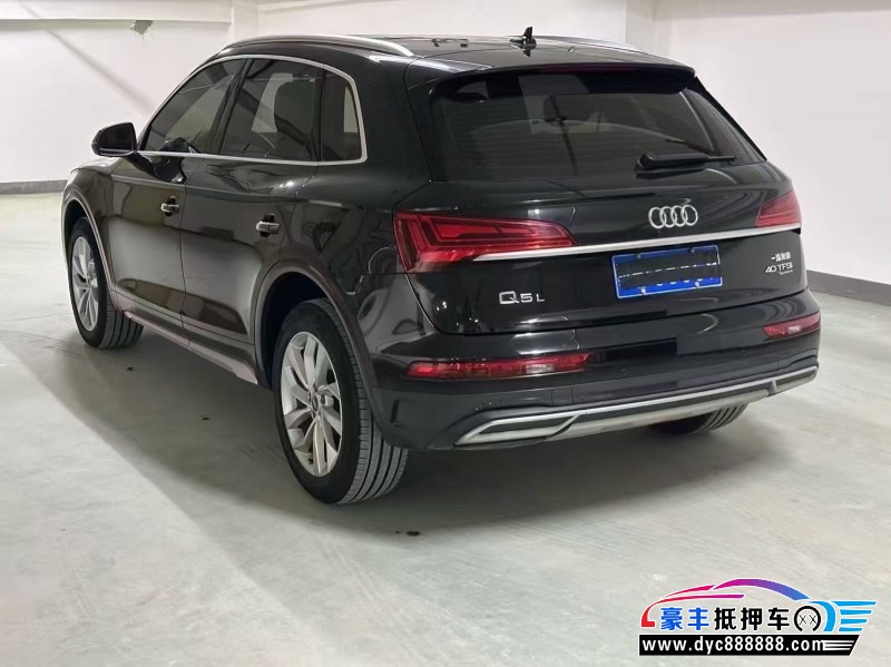 23年奥迪Q5轿车抵押车出售