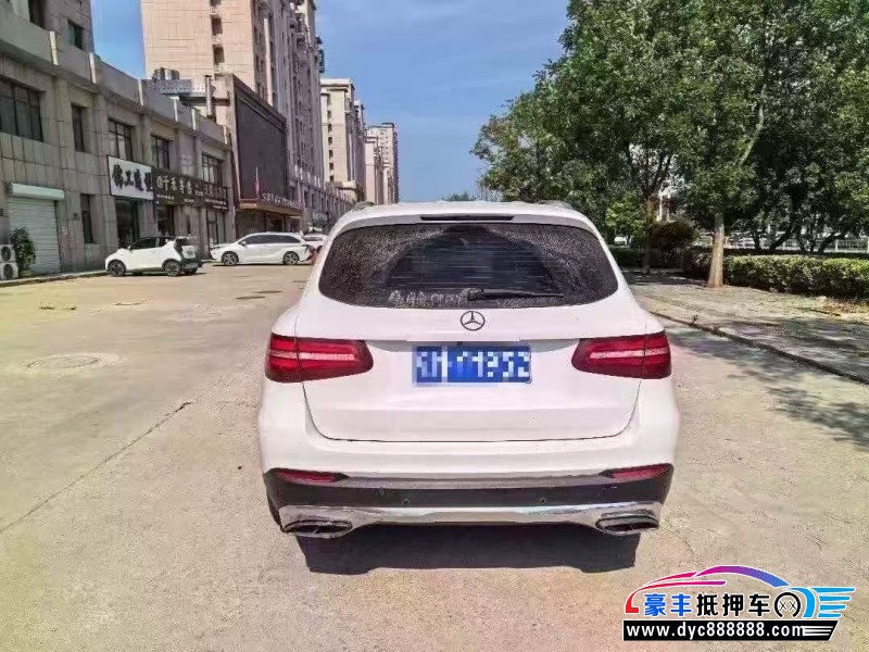 19年奔驰GLC轿车抵押车出售