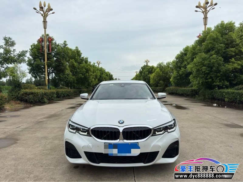 20年宝马3系轿车抵押车出售