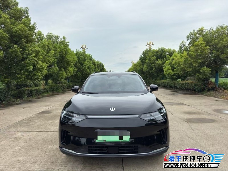 25年零跑C11轿车抵押车出售