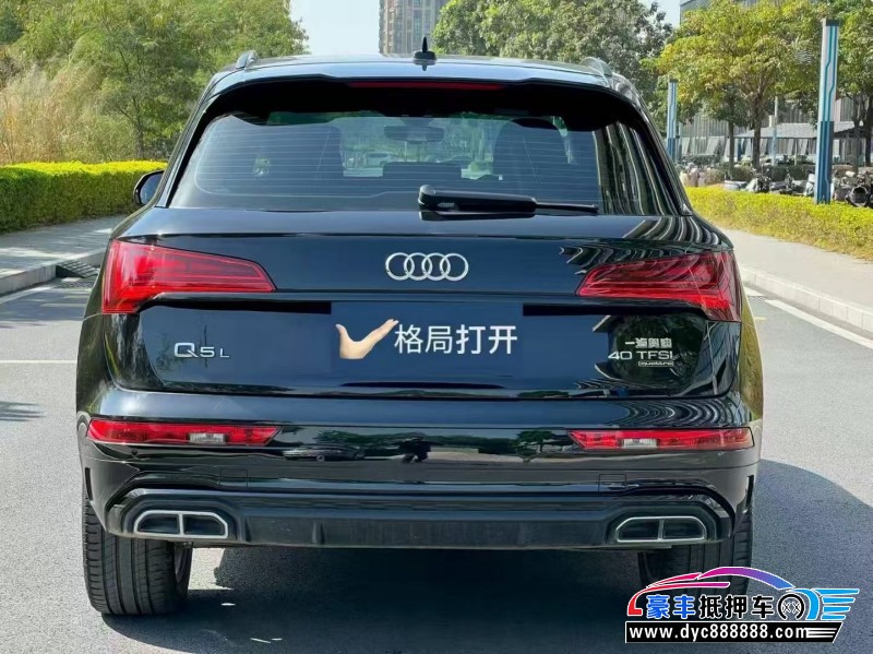 24年奥迪Q5轿车抵押车出售