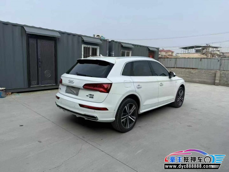20年奥迪Q5轿车抵押车出售