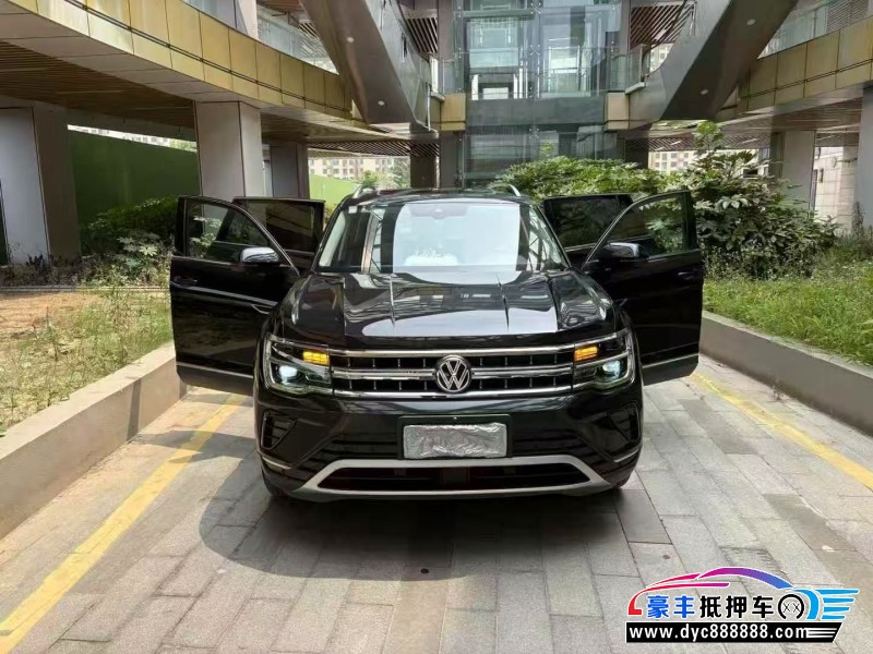 22年大众途昂轿车抵押车出售