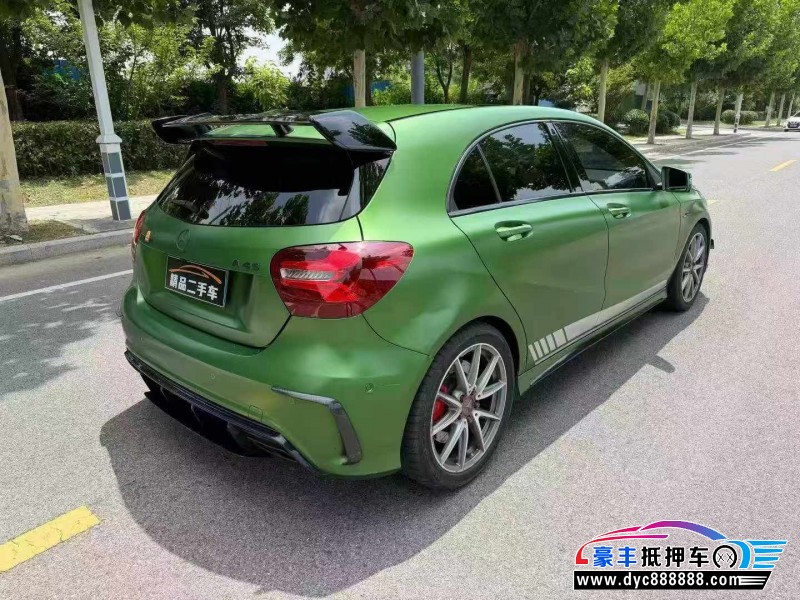 18年奔驰A级AMG轿车抵押车出售