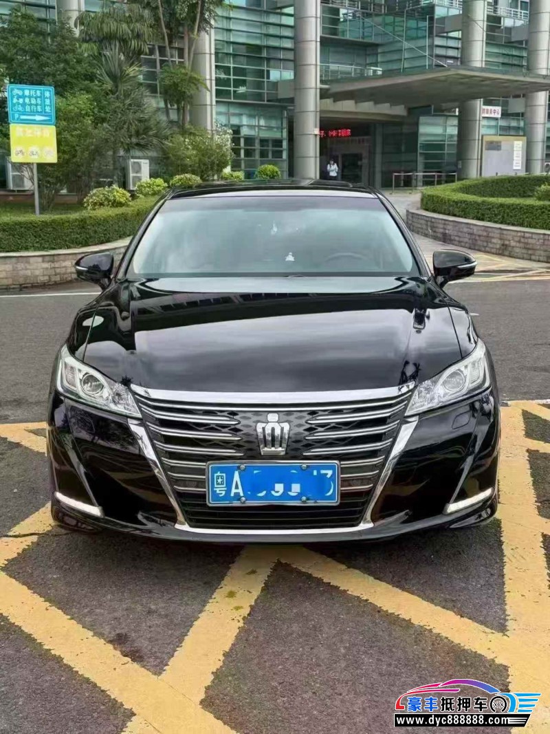 16年丰田皇冠轿车抵押车出售