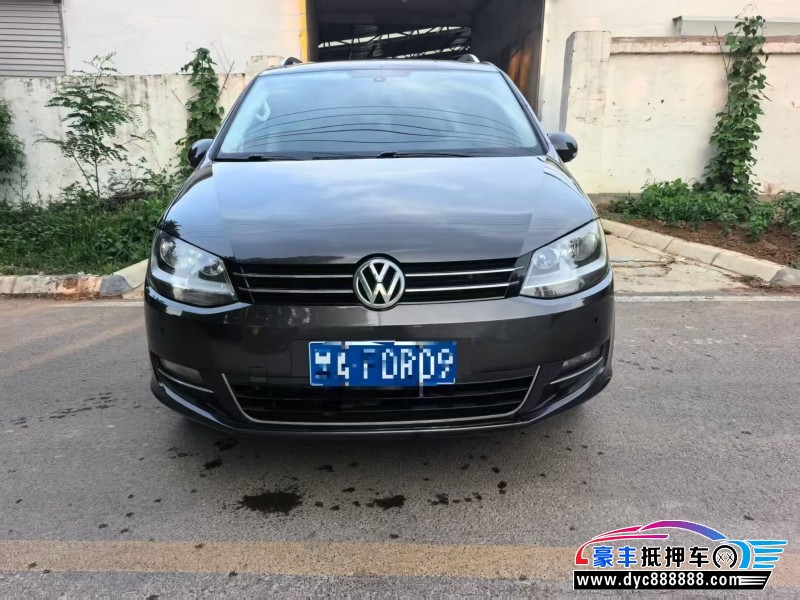 抵押车出售16年大众夏朗轿车