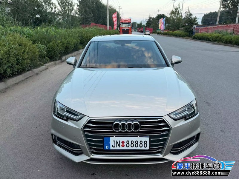 抵押车出售19年奥迪A4L轿车