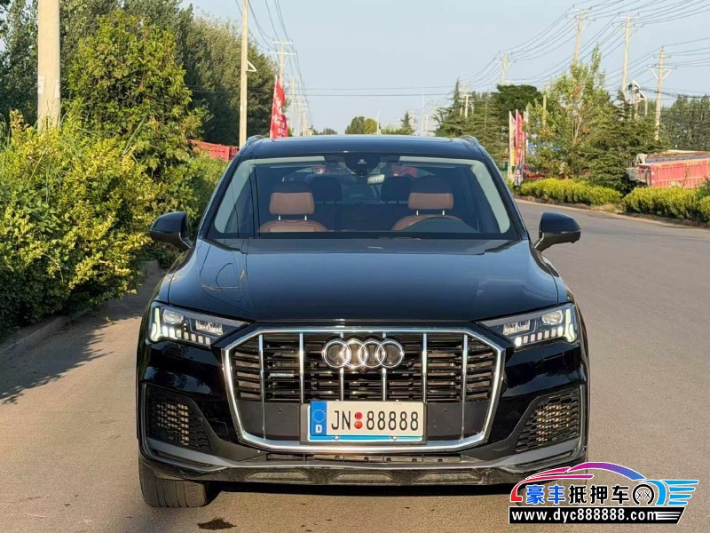抵押车出售21年奥迪Q7轿车