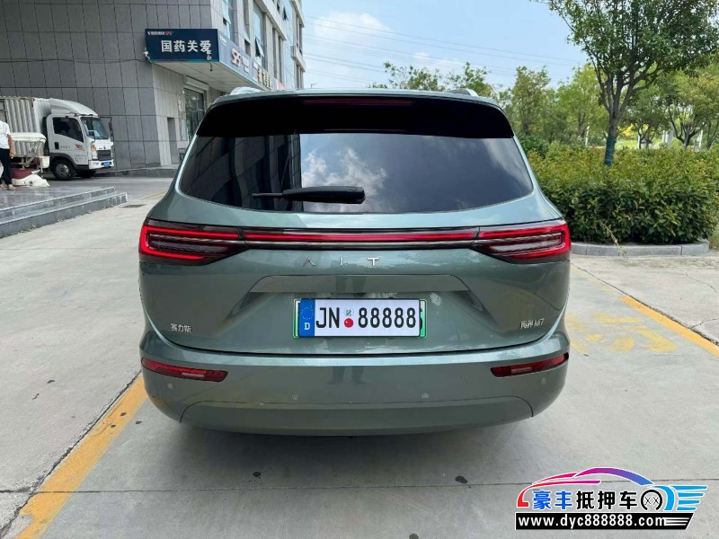 23年华为问界轿车抵押车出售