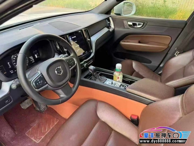 21年沃尔沃XC60轿车抵押车出售