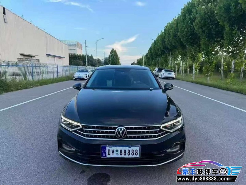 抵押车出售25年大众迈腾轿车