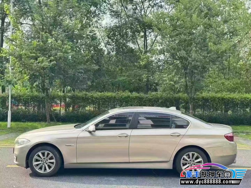 13年宝马5系轿车抵押车出售