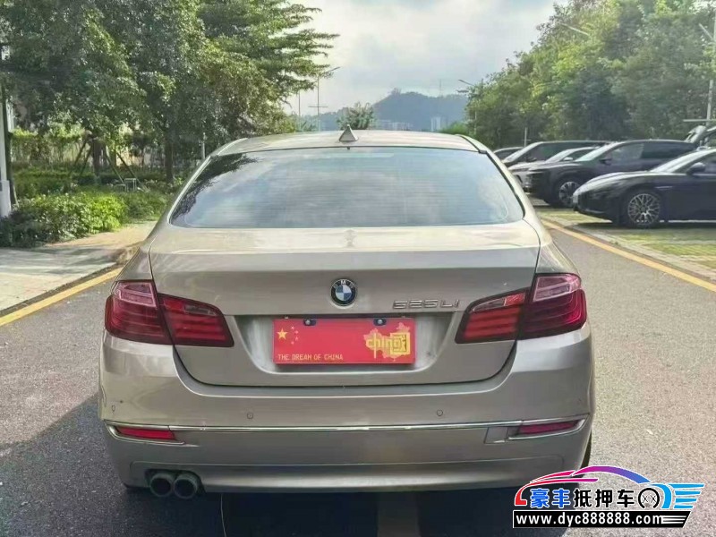 13年宝马5系轿车抵押车出售