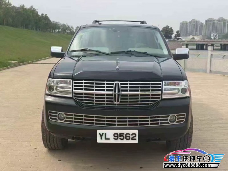 抵押车出售17年林肯领航员轿车