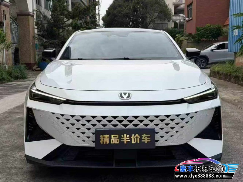 抵押车出售24年长安长安UNI轿车