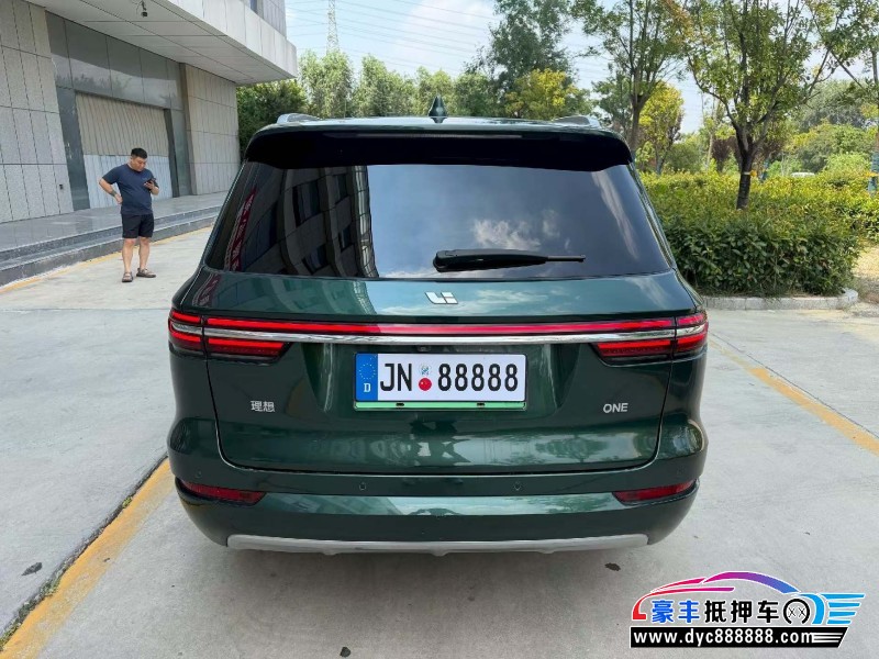 21年理想ONE轿车抵押车出售