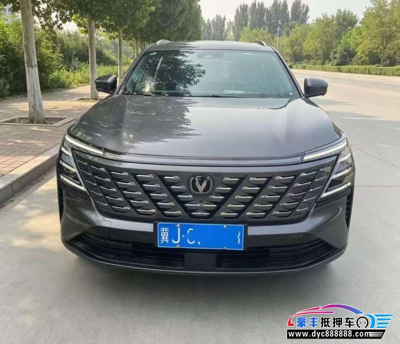 抵押车出售26年长安CS75轿车