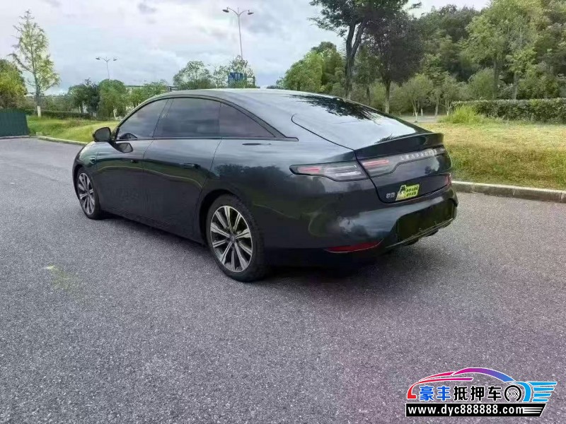 22年零跑c01轿车抵押车出售