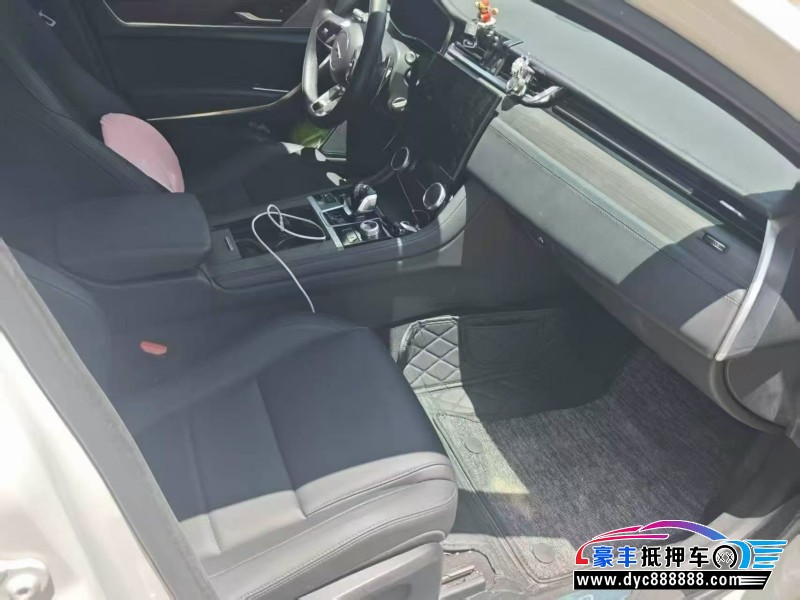 21年捷豹XFL轿车抵押车出售