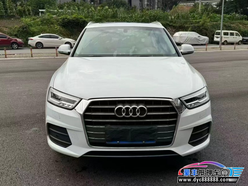 抵押车出售19年奥迪Q3轿车